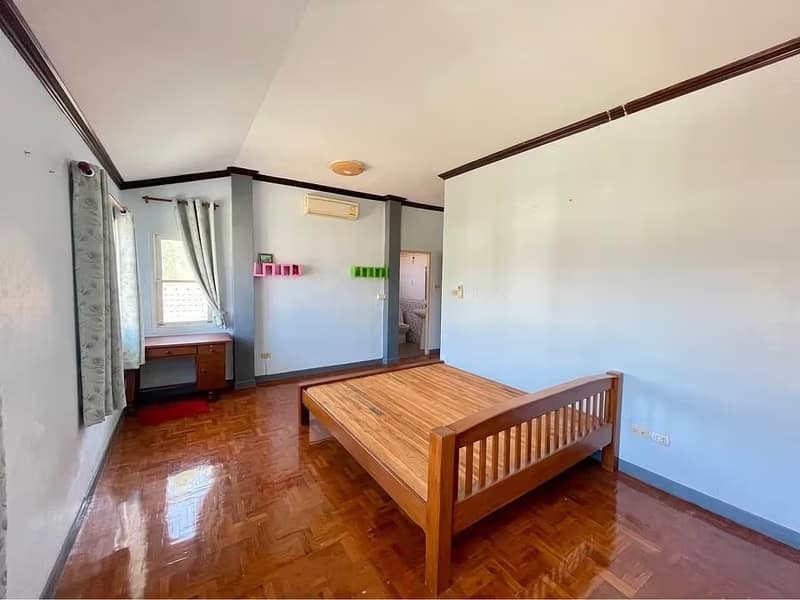 4 Bed House for Sale in Hang Dong