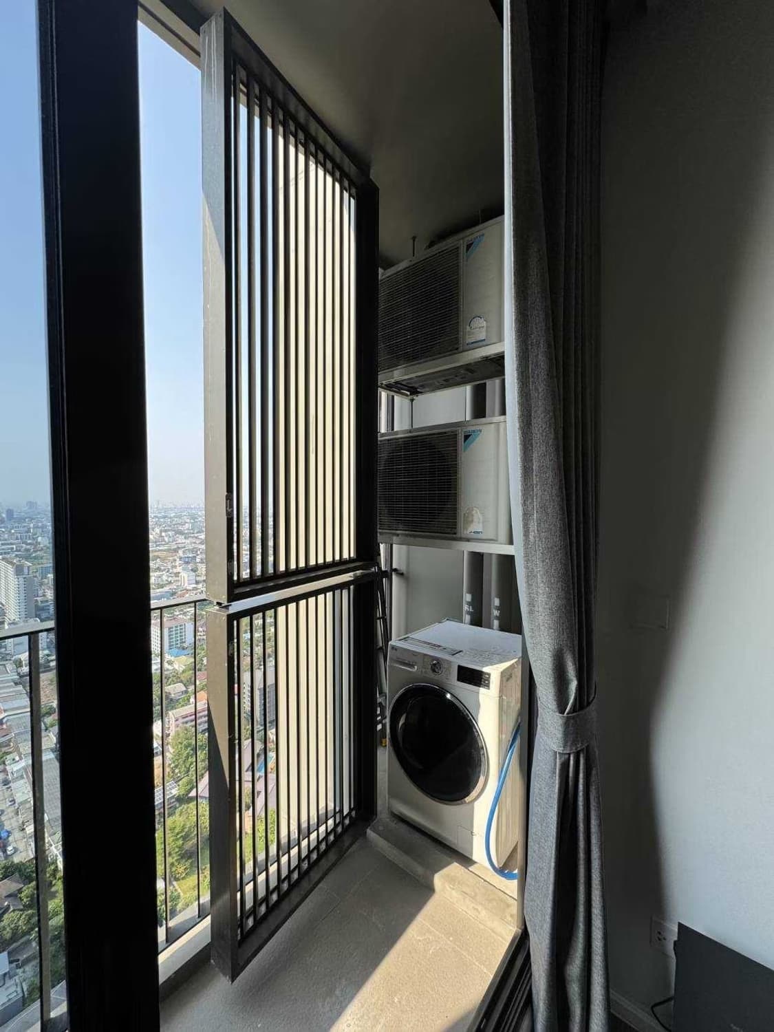 1 Bed Condo for Sale in Phra Khanong - Image 6