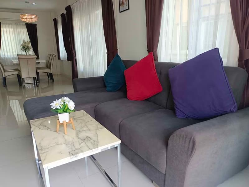 3 Bed House for Rent in Saraphi
