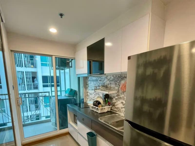2 Bed Condo for Sale in Huai Khwang