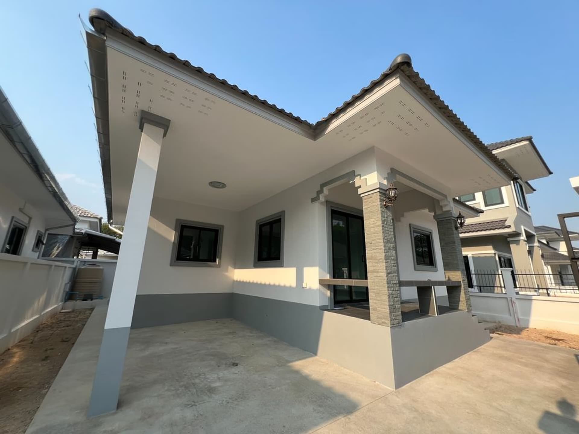 3 Bed House for Sale in Saraphi - Image 2