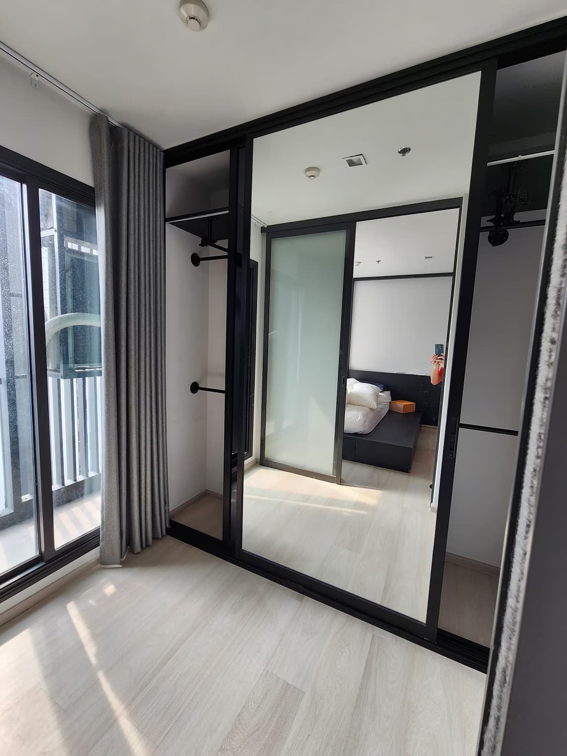 Condo for Sale at Life One Wireless - Image 6