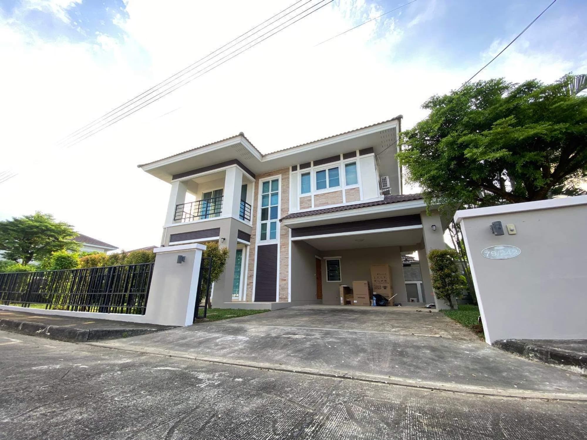 4 Bed House for Rent in Doi Saket - Image 1