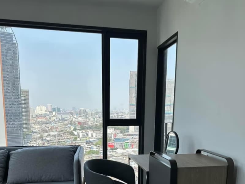 1 Bed Condo for Rent in Bang Rak