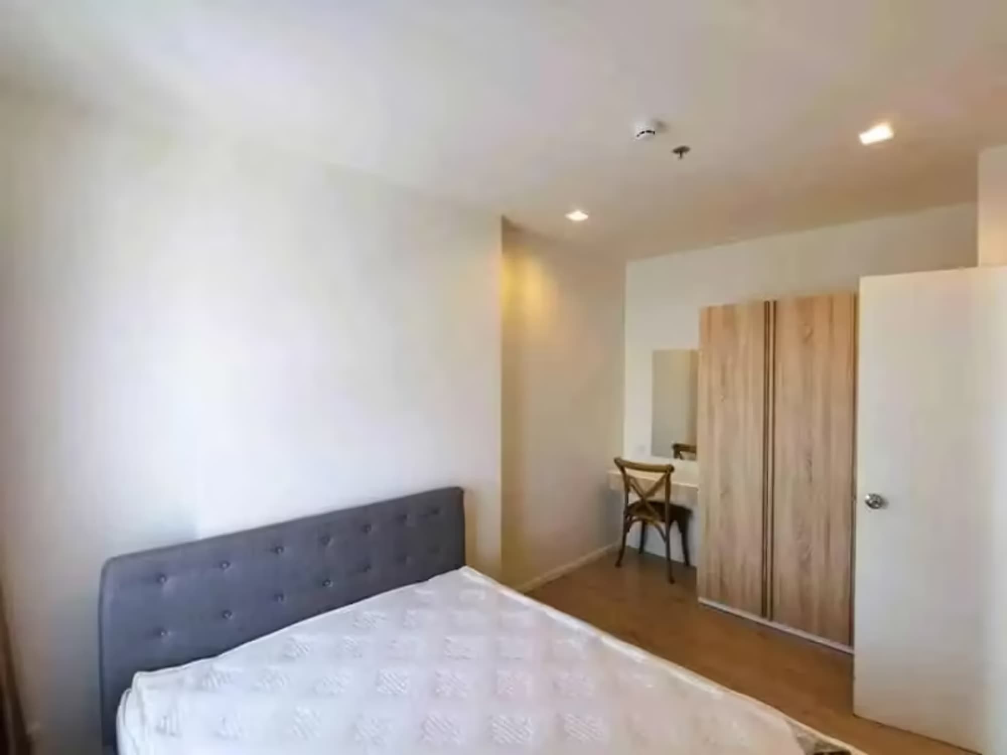 1 Bedroom Condo - Image 5