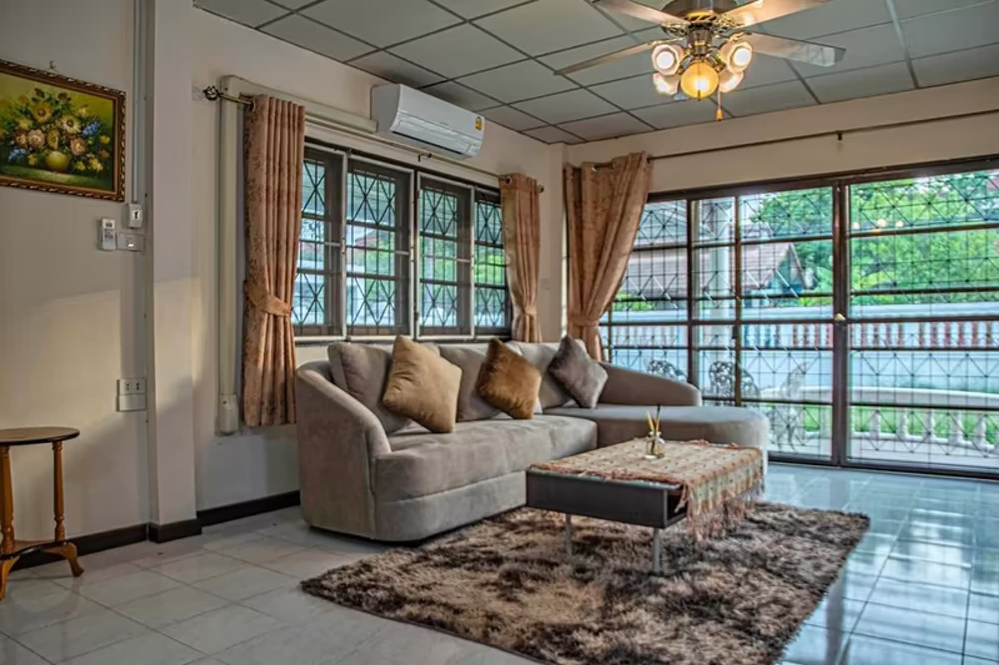 4 Bedroom House - Image 8