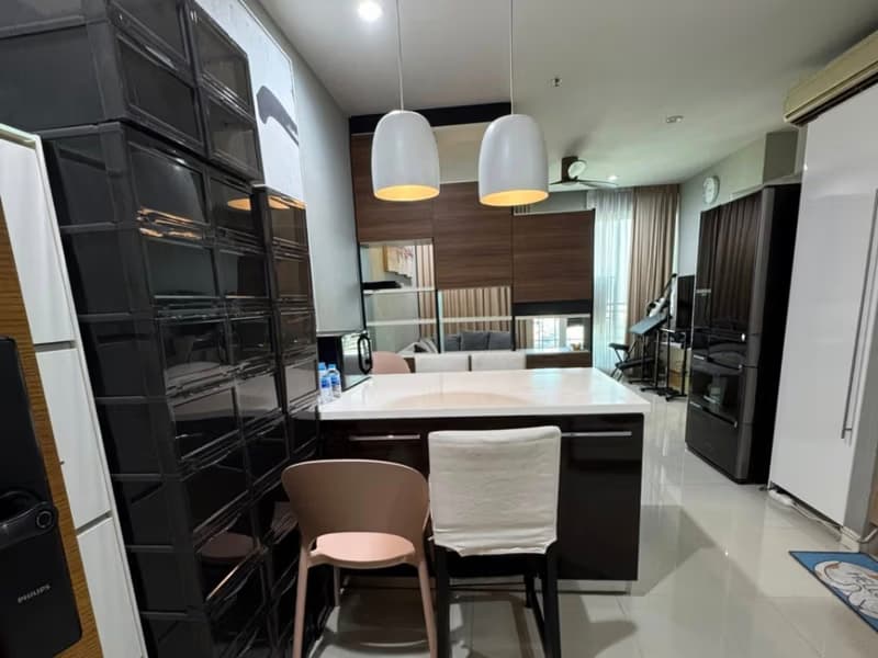2 Bed Condo for Rent in Ratchathewi