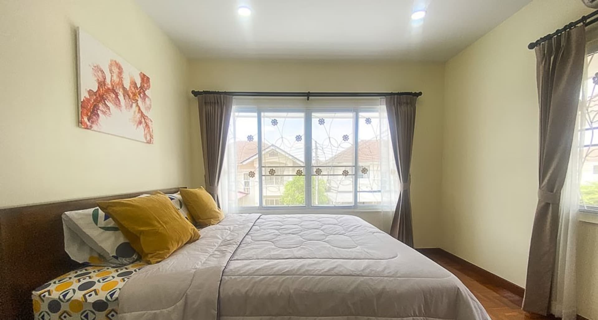 3 Bedroom House - Image 12