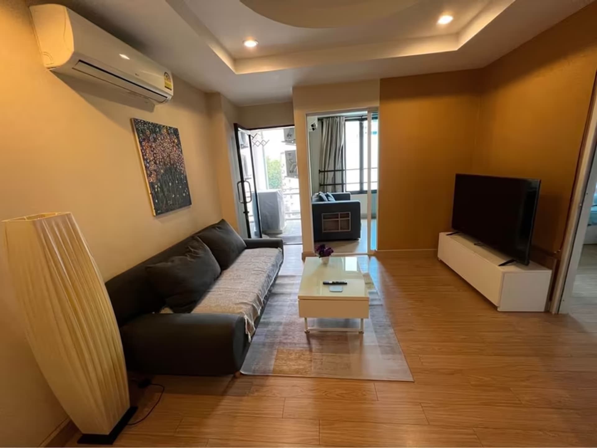 1 Bedroom Condo for Rent in Trams Condo - Image 7
