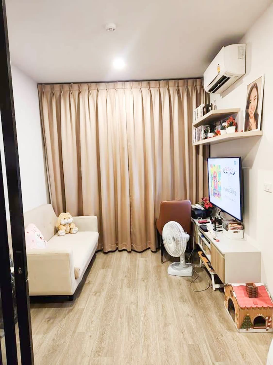 1 Bedroom Condo - Image 1