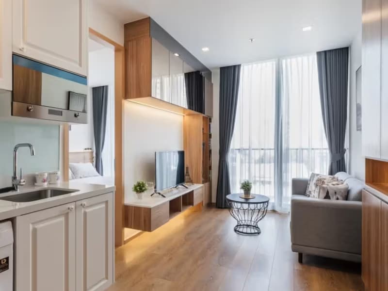1 Bedroom Condo