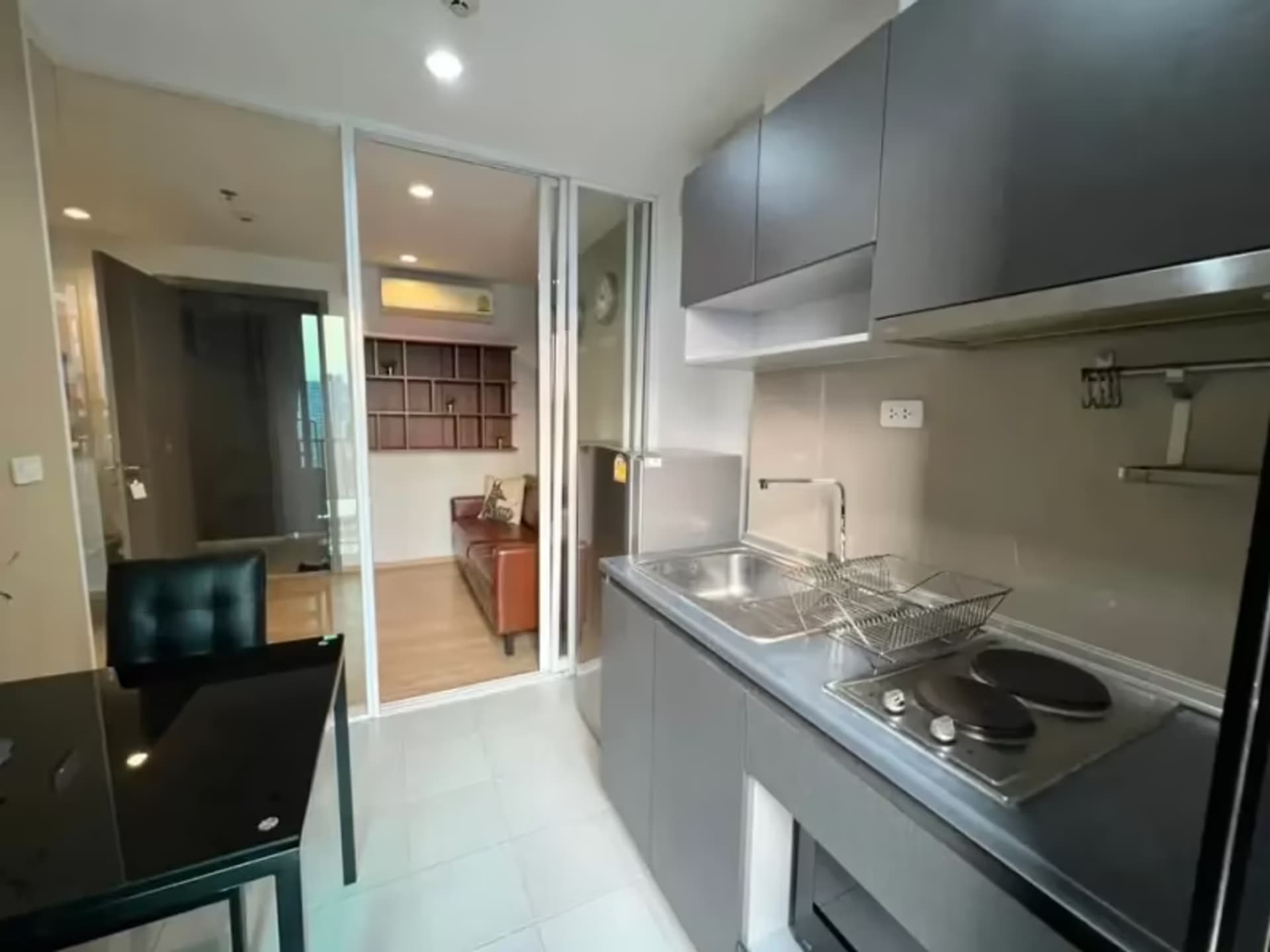 1 Bedroom Condo - Image 4