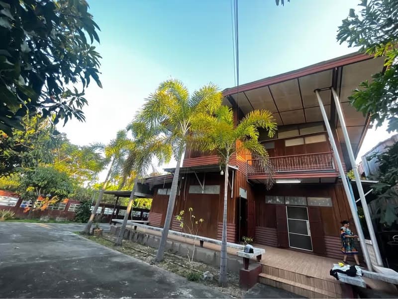 8 Bed House for Rent in Mueang Chiang Mai