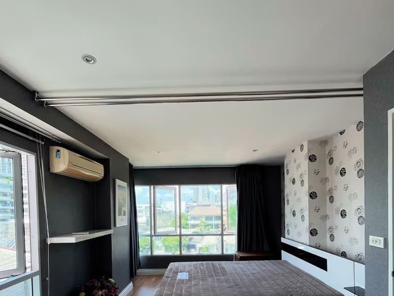 1 Bed Condo for Sale in Phra Khanong
