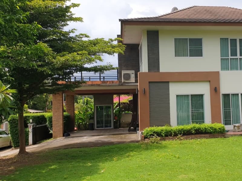 5 Bed House for Rent and Sale in Mueang Chiang Mai District