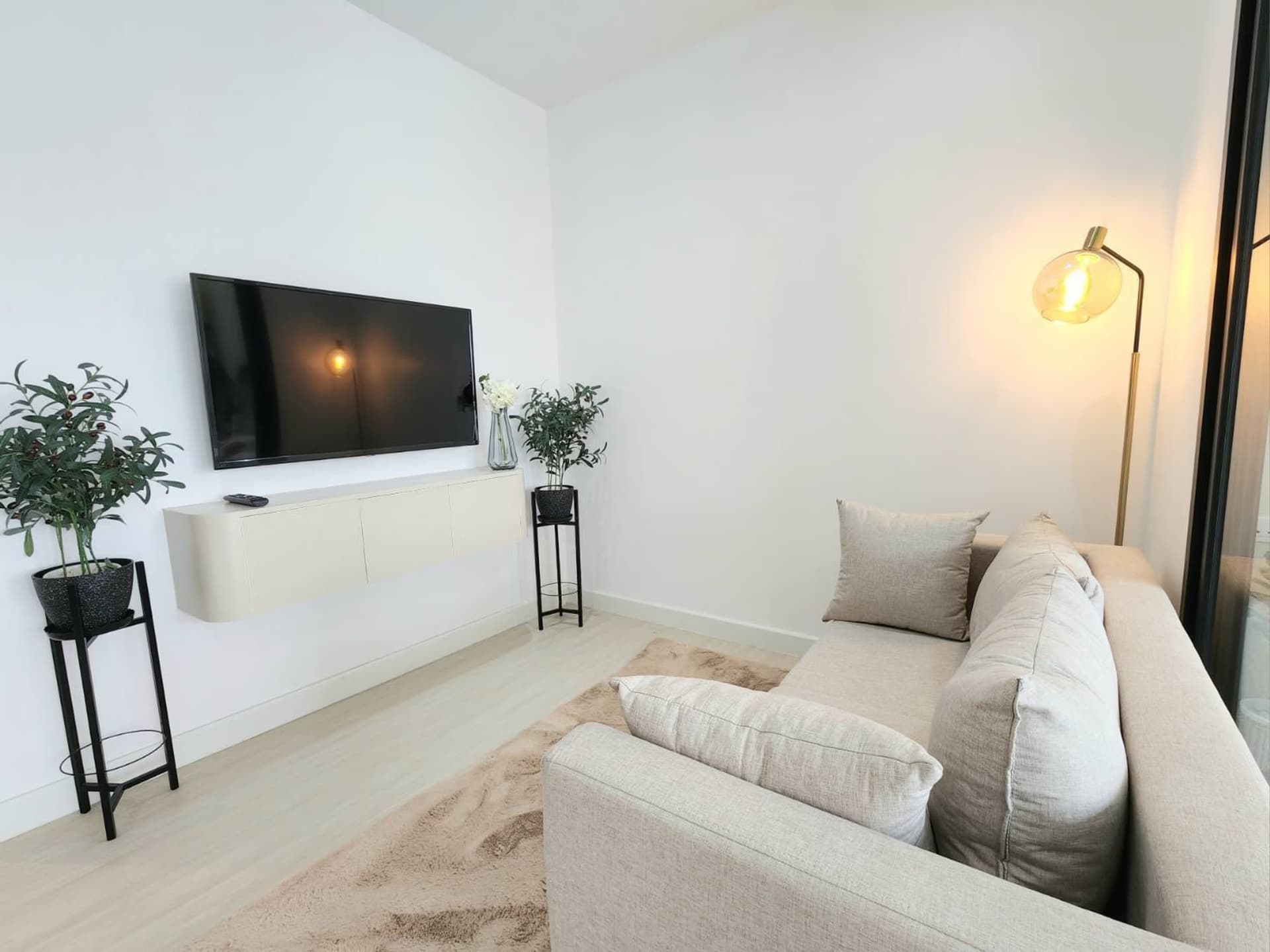1 Bed Condo for Sale in Mueang Chiang Mai - Image 3