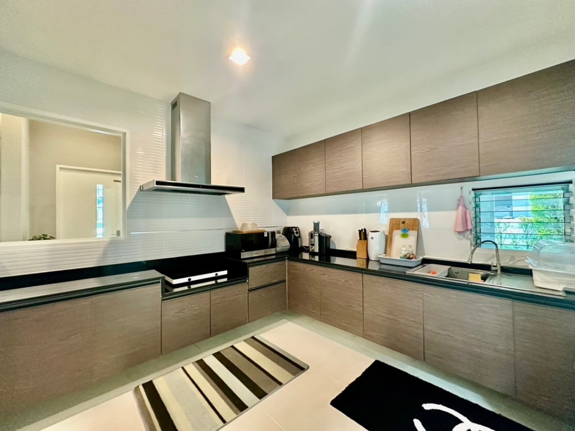4 Bed House for Rent in Bang Phli - Image 40