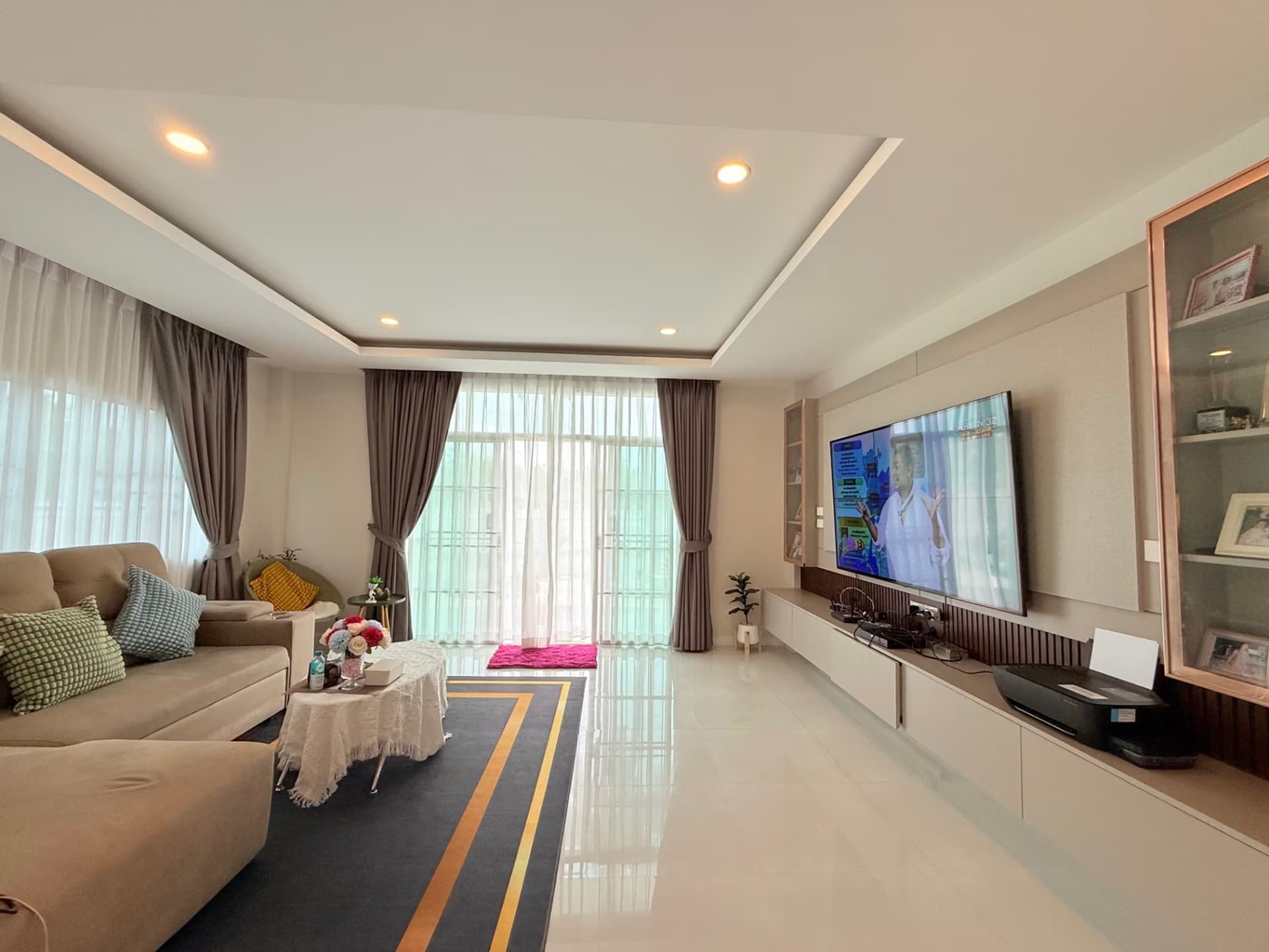 5 Bed House for Rent and Sale in Hang Dong - Image 4