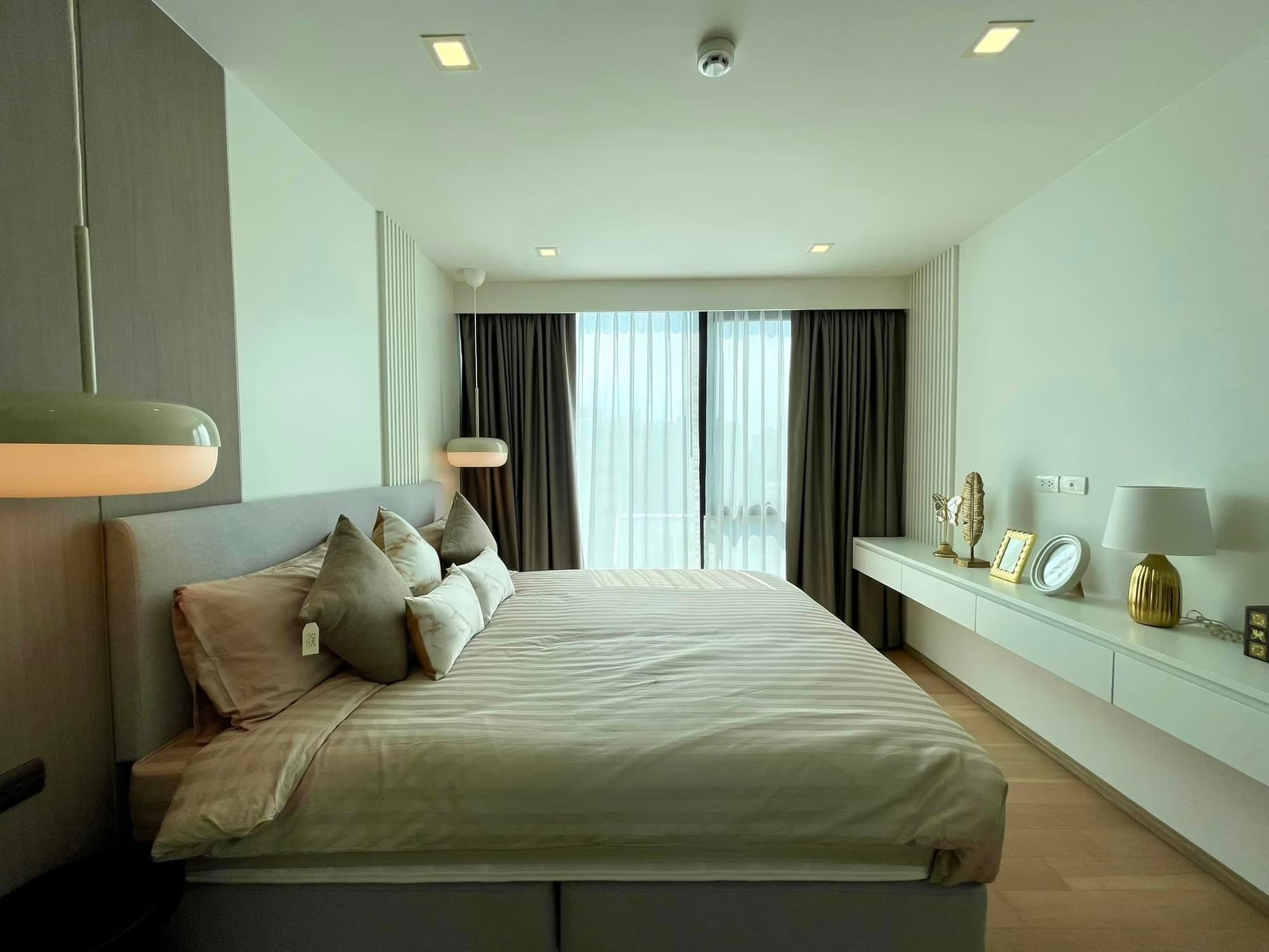 - Image 7