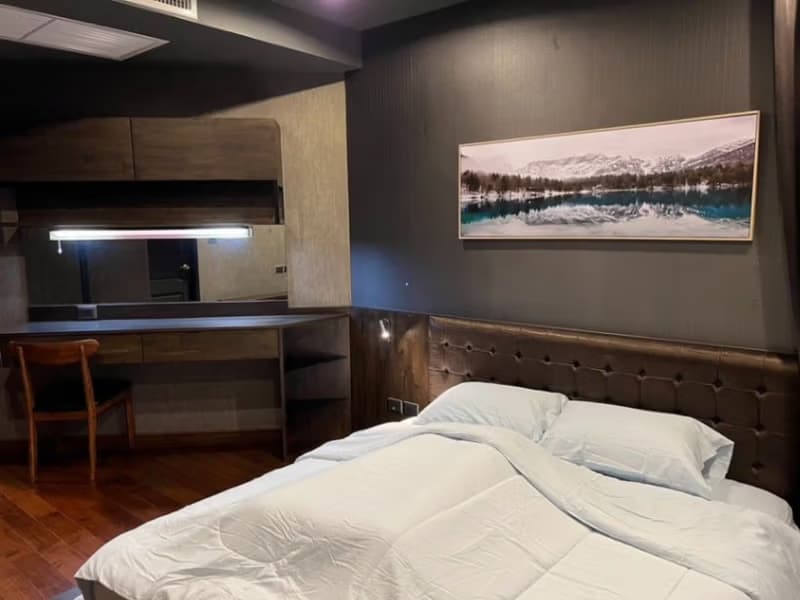 2 Bed Condo for Sale  Near Thailand Cultural Centre MRT