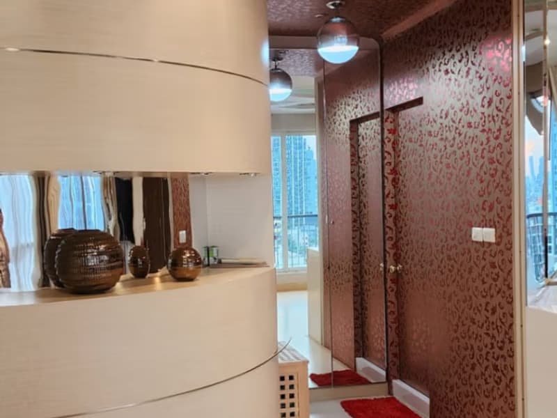 1 Bed Condo for Sale in Huai Khwang