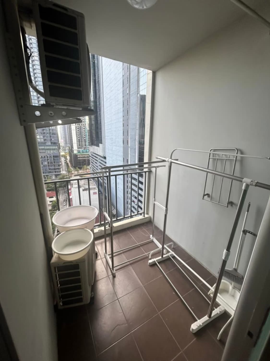 1 ห้องนอน คอนโด สำหรับ จำหน่าย ใน Huai Khwang - Image 5