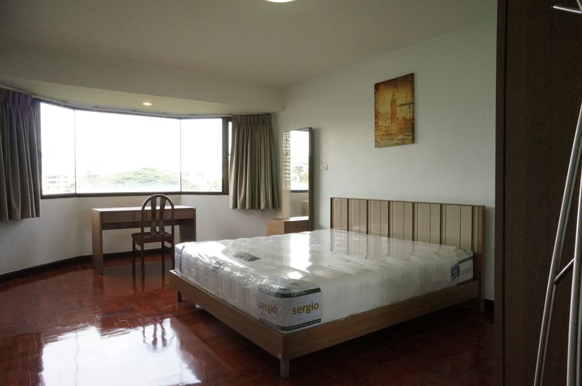 2 Bedroom Condo for Rent at Baan Suanpetch - Image 4