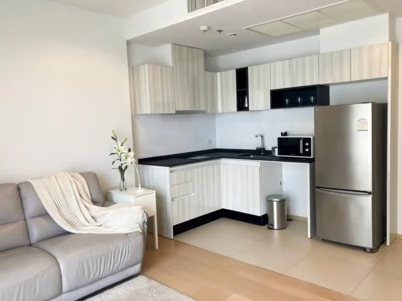 1 Bedroom Condo