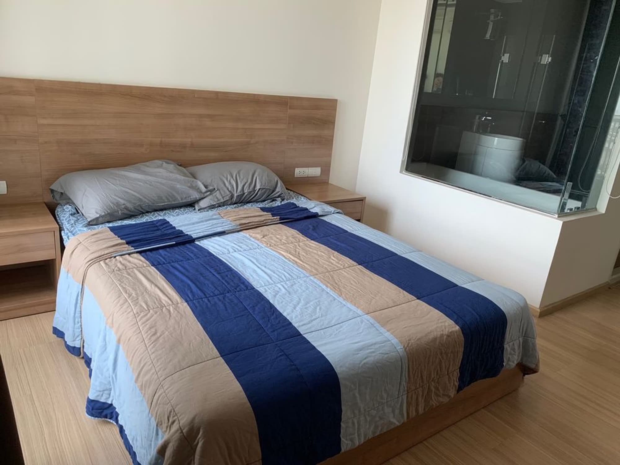 1 ห้องนอน Condo สำหรับ จำหน่าย ใน คลองเตย - Image 4