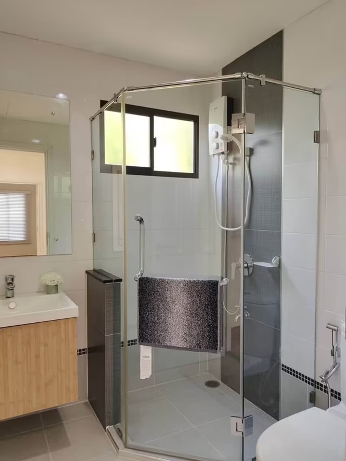 House for Sale in Bang Phli. - Image 4