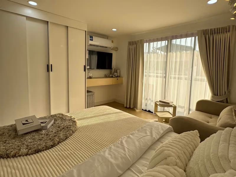Condo for Sale at Tarntip Garden Place 2