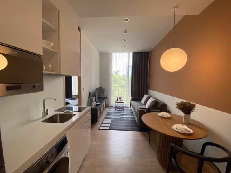 1 Bed Condo for Sale, Sale w/Tenant