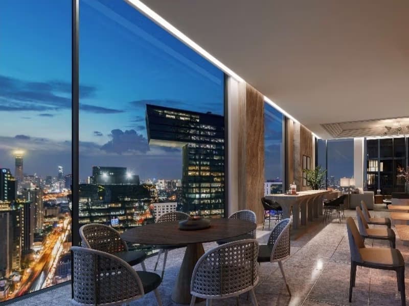 2 Bed Condo for Sale in Huai Khwang