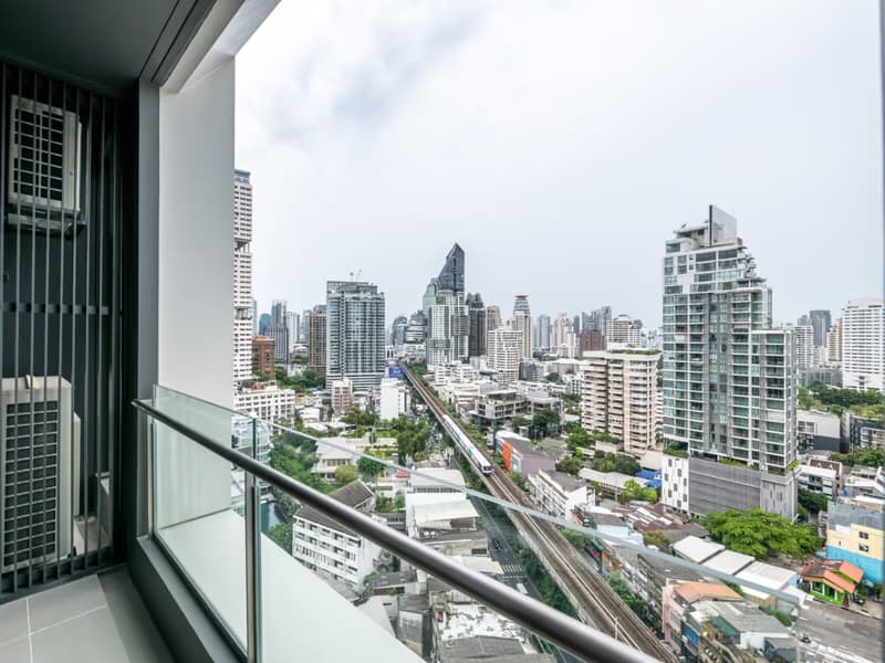 1 Bed Condo for Sale in Khlong Toei