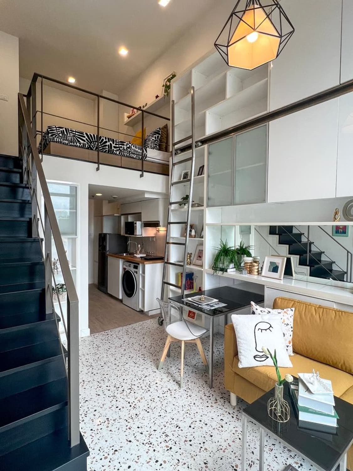 1 Bed Condo for Rent in Khlong San - Image 3