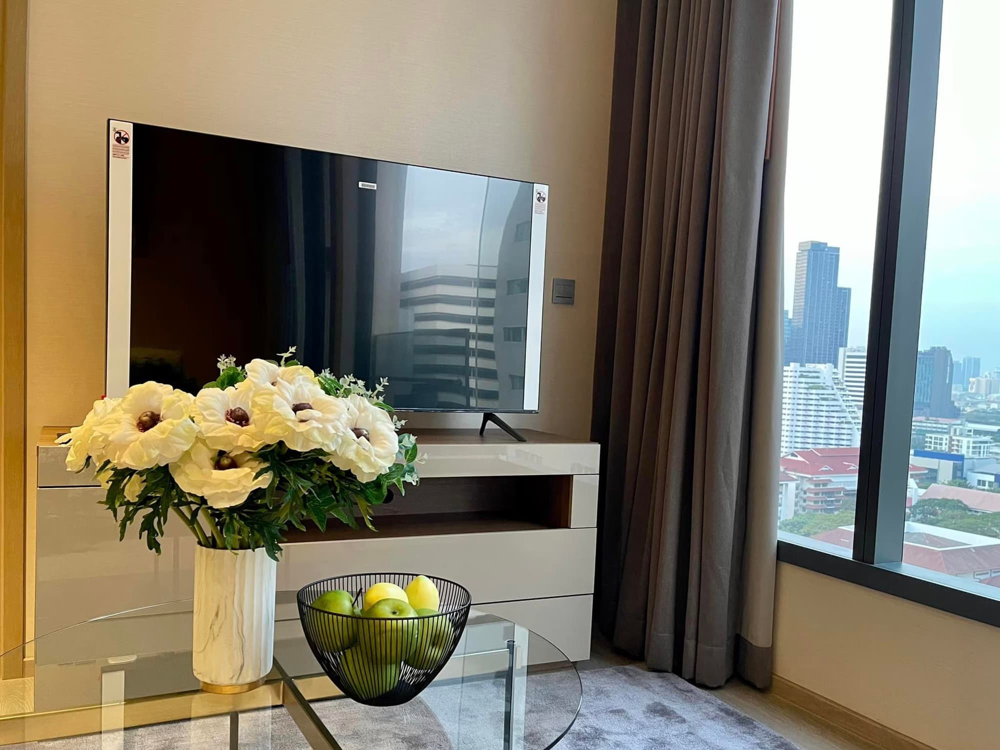Condo for Rent at THE ESSE Asoke - Image 2