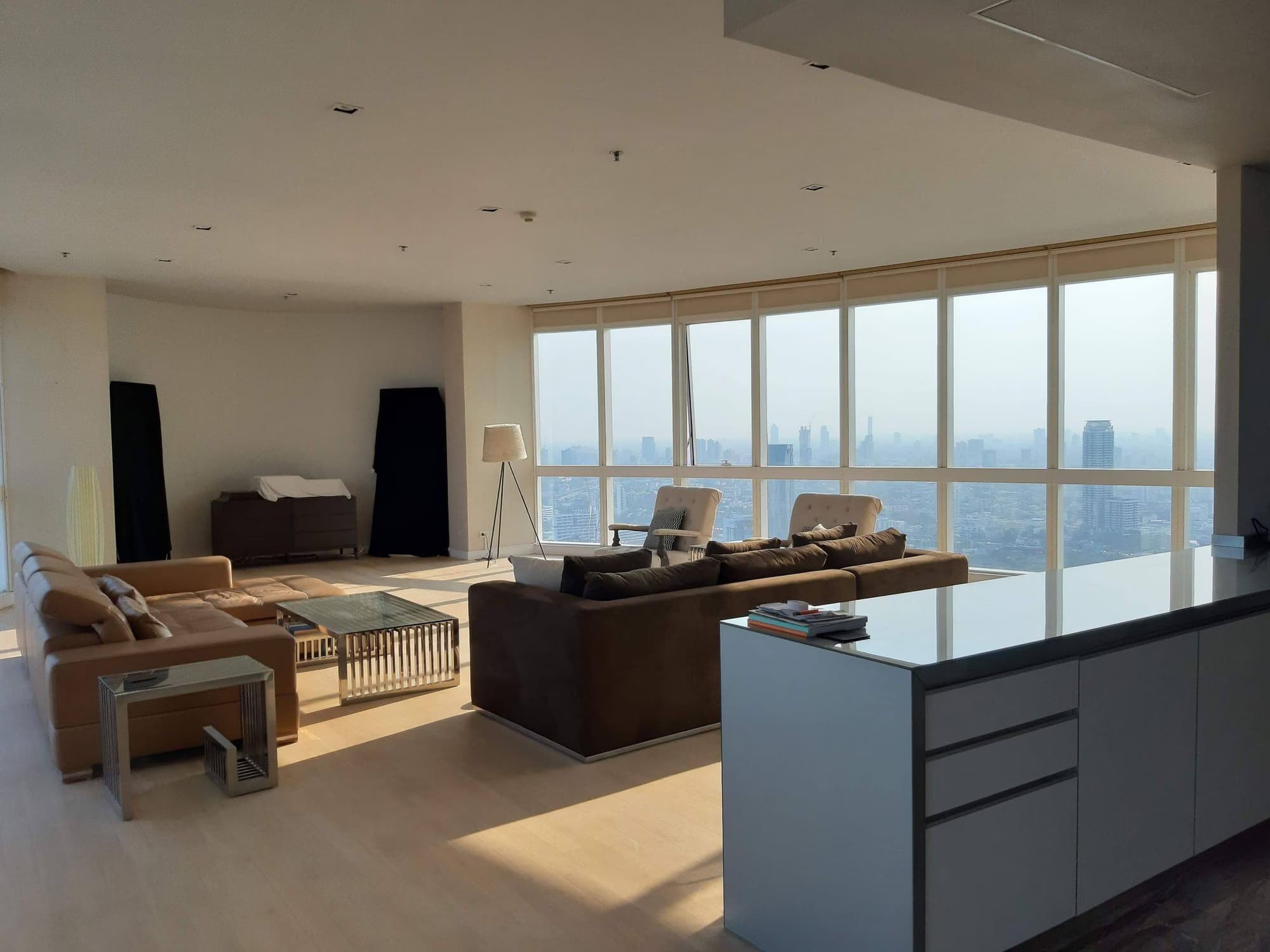 3 Bed Condo for Rent in Khlong Toei - Image 4