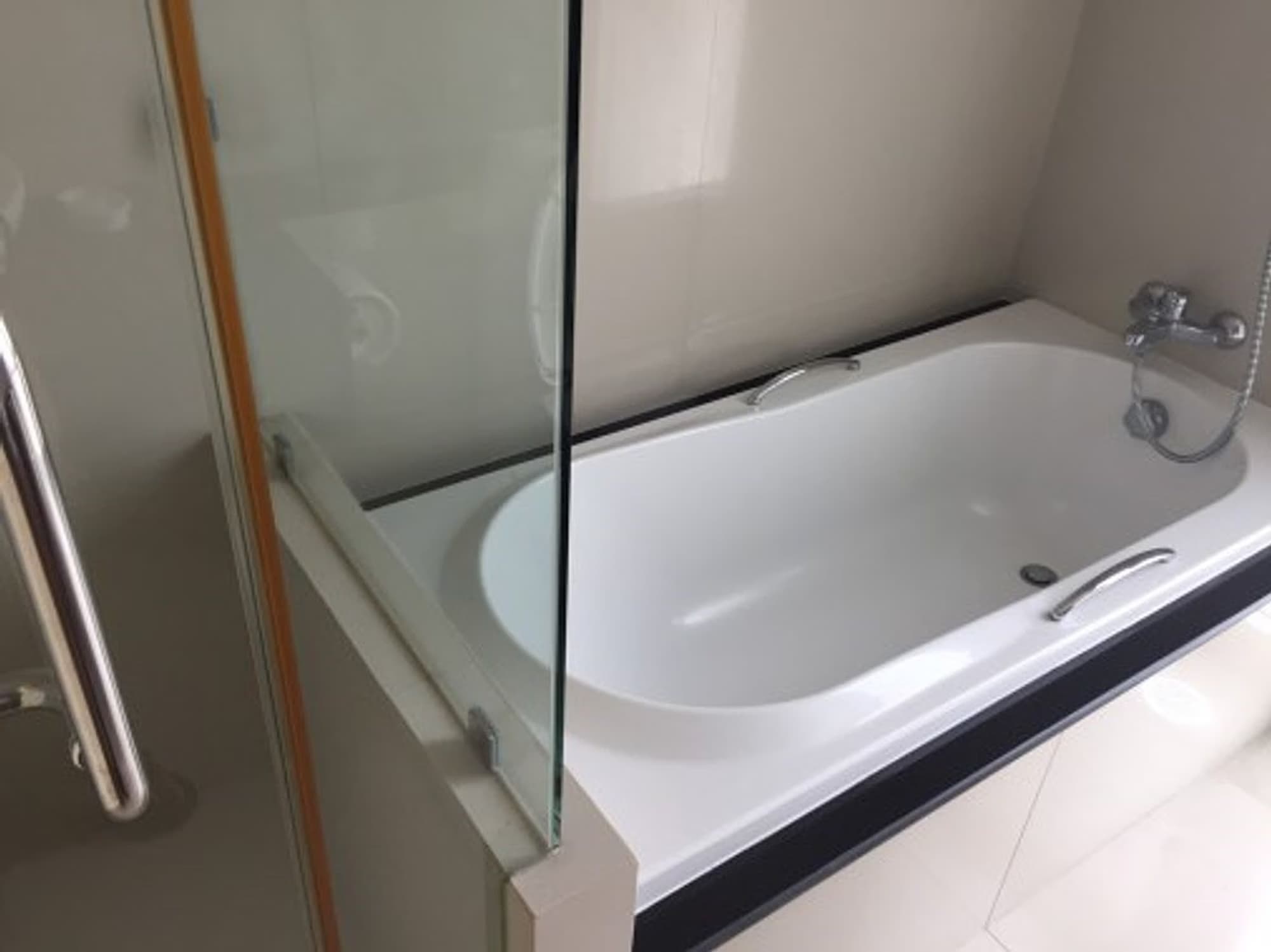 3 Bed Condo for Rent in Khlong Toei - Image 9