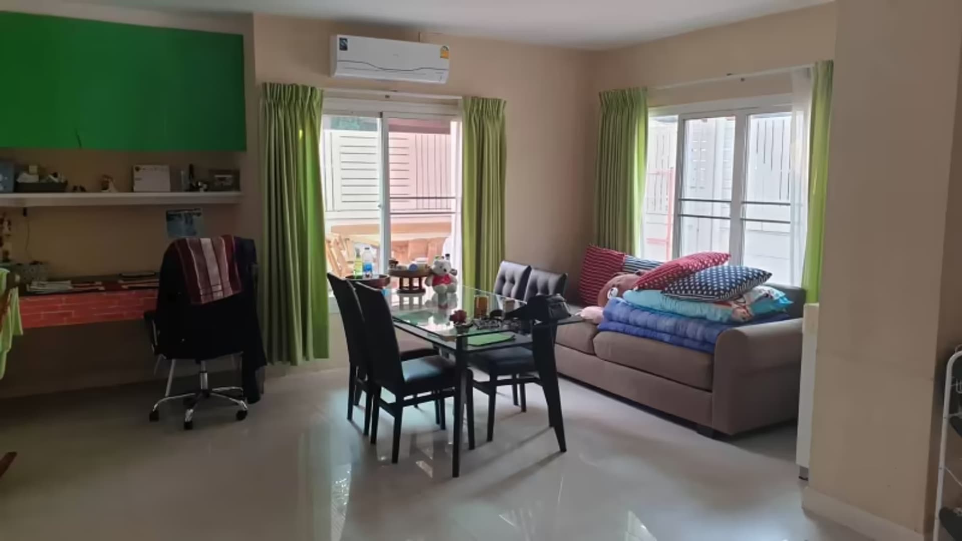 3 Bedroom House - Image 11