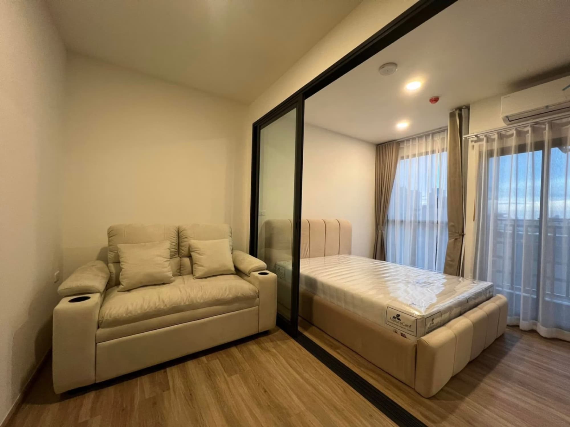 1 ห้องนอน คอนโด สำหรับ จำหน่าย ใน ห้วยขวาง - Image 7
