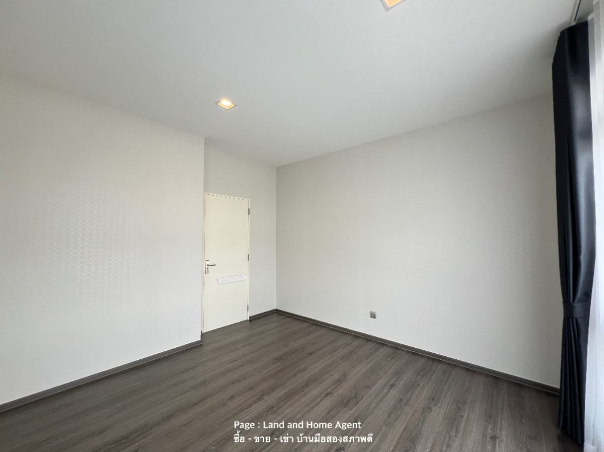 4 Bedroom House for Sale at Manthana Motorway-Krungthep Kreetha - Image 6