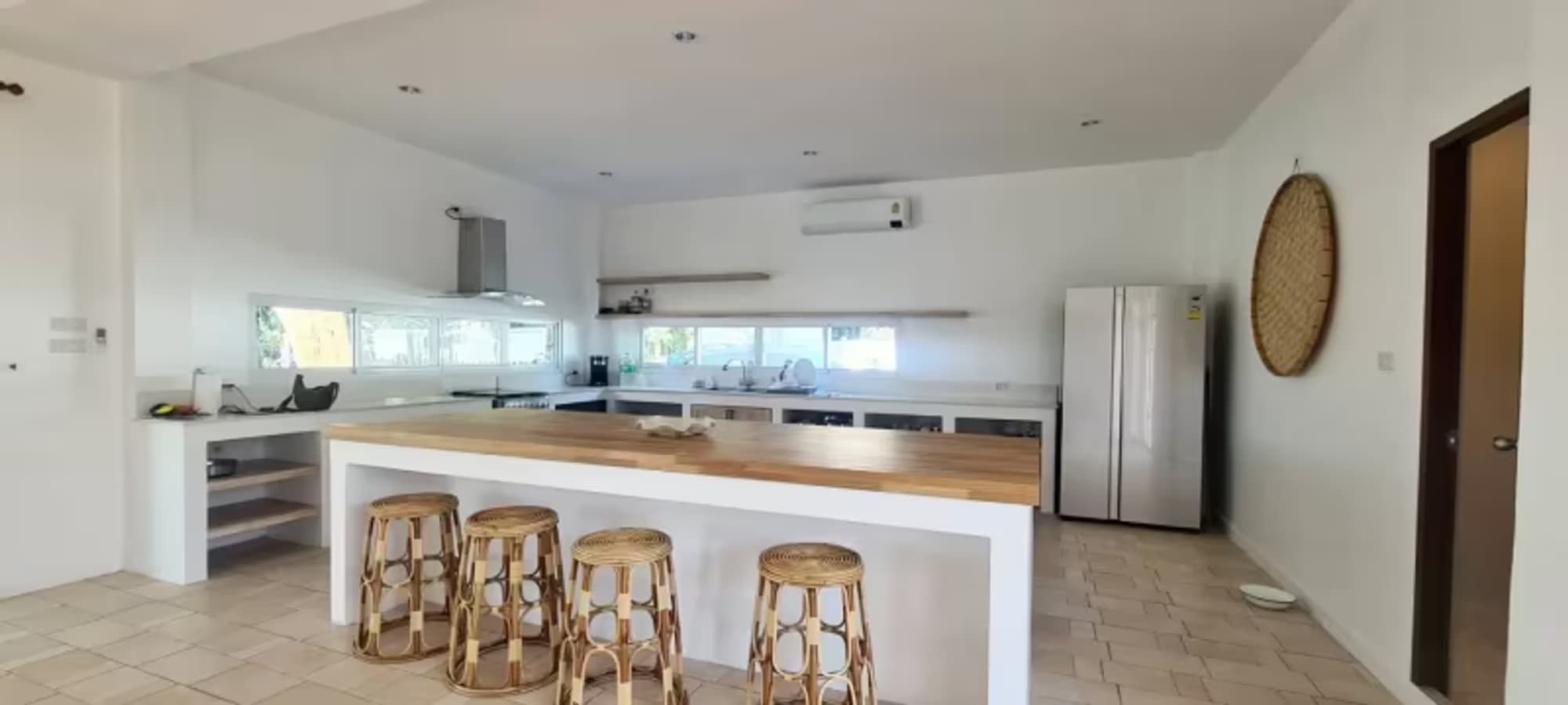 4 Bedroom House - Image 7