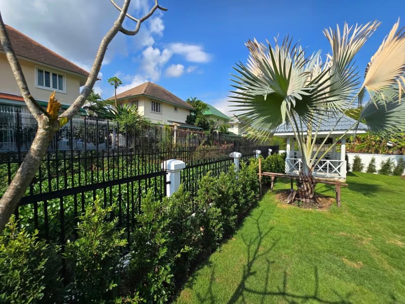 5 Bed House for Sale in Mueang Chiang Mai