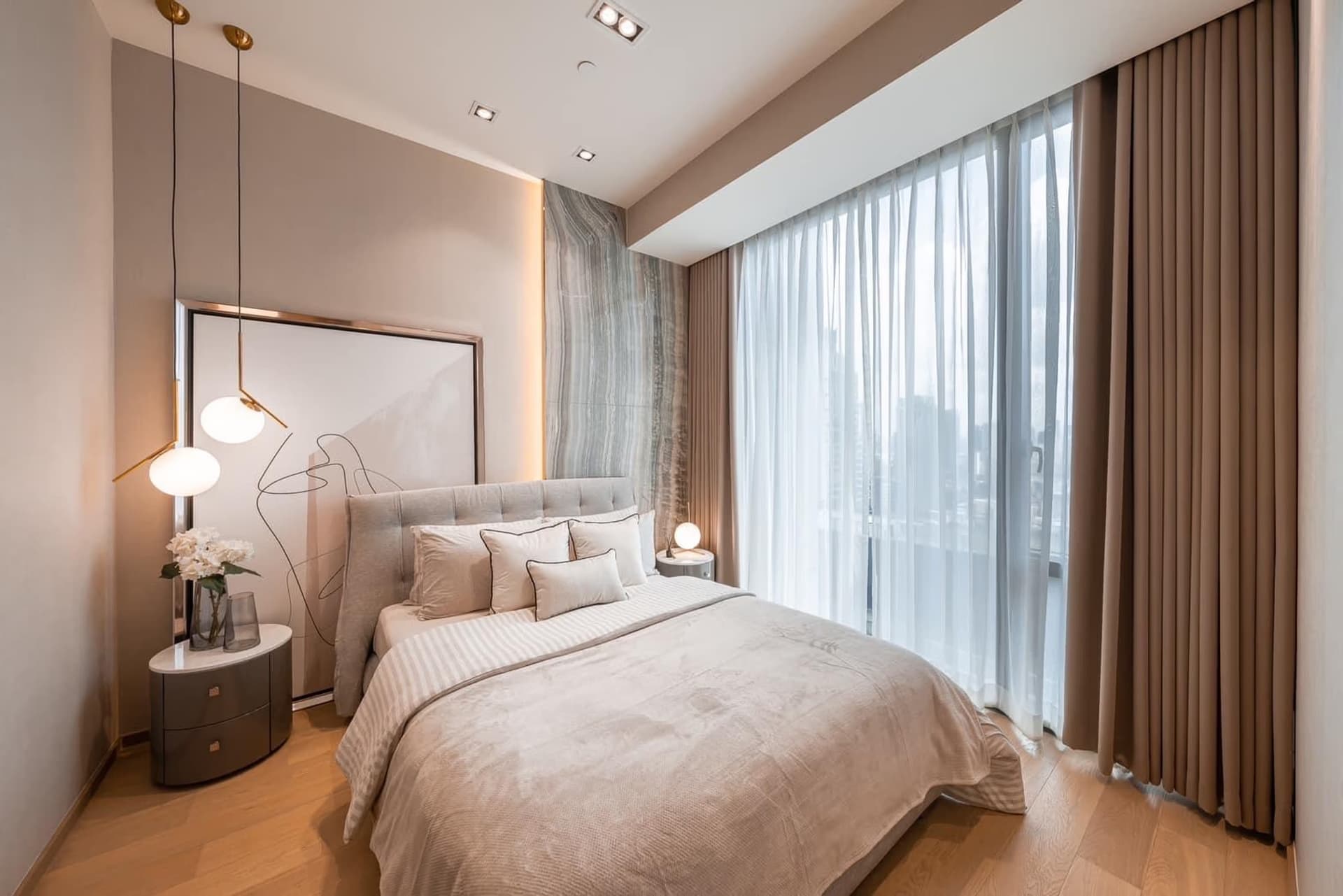 1 Bed Condo for Rent and Sale in Pathum Wan - Image 9