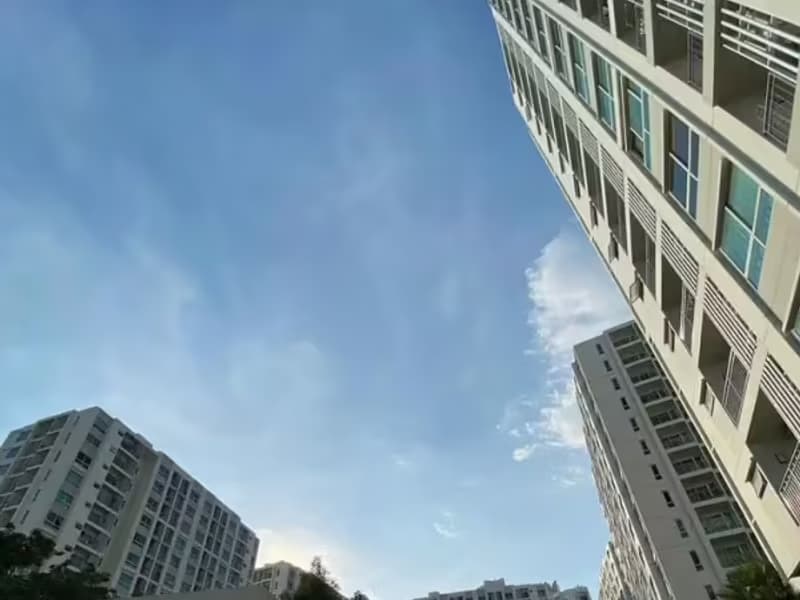 1 Bedroom Condo