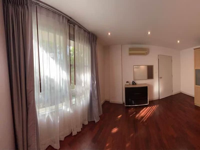 2 Bed Condo for Sale in Watthana