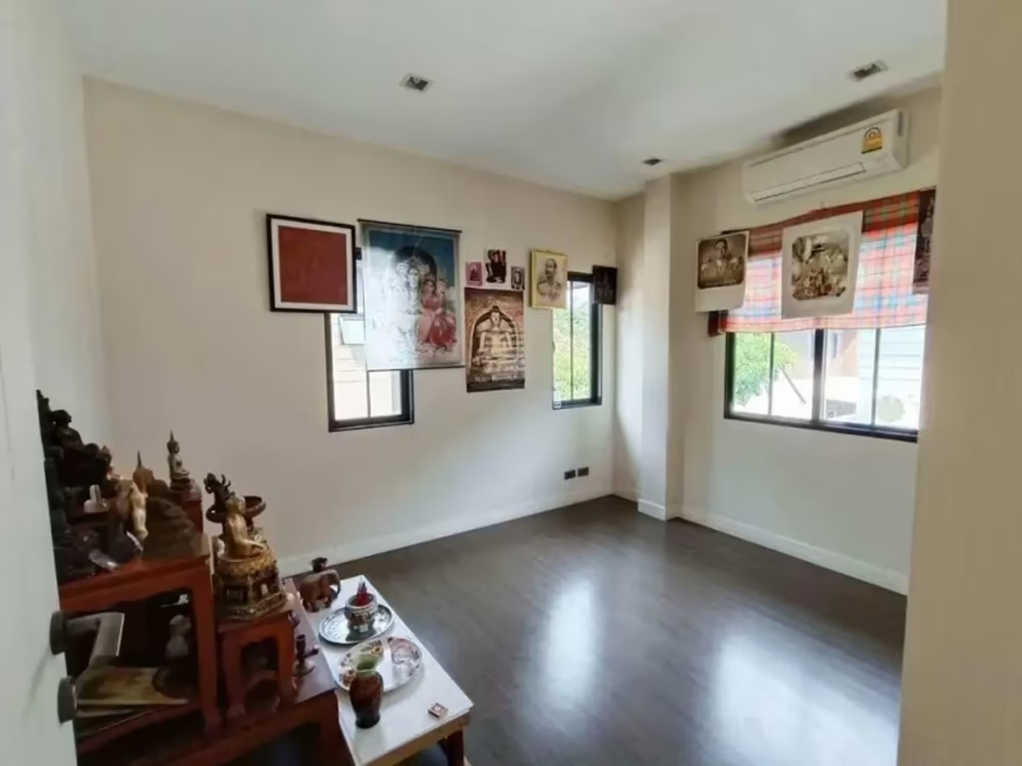 3 Bedroom House - Image 2