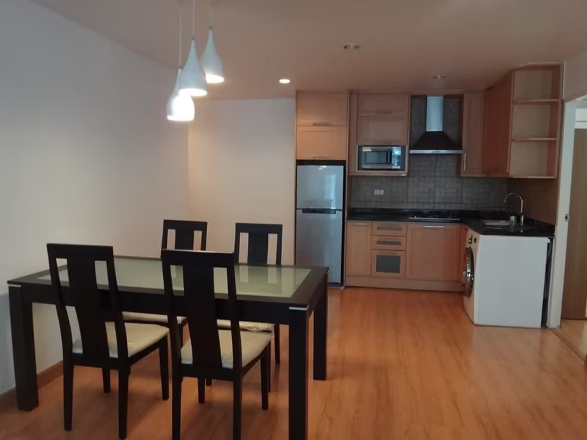 Silom Terrace - Image 4