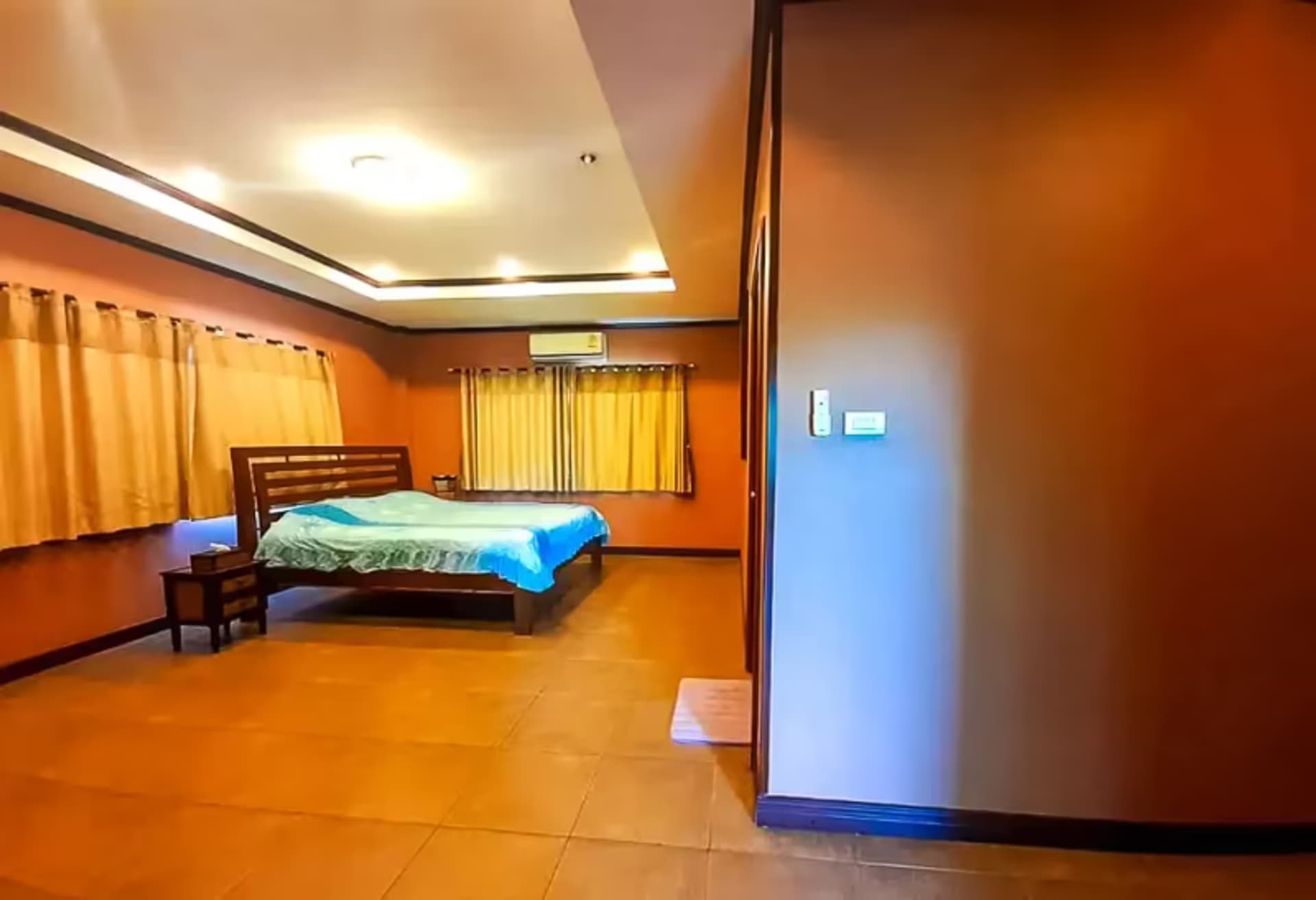 4 Bedroom House - Image 2