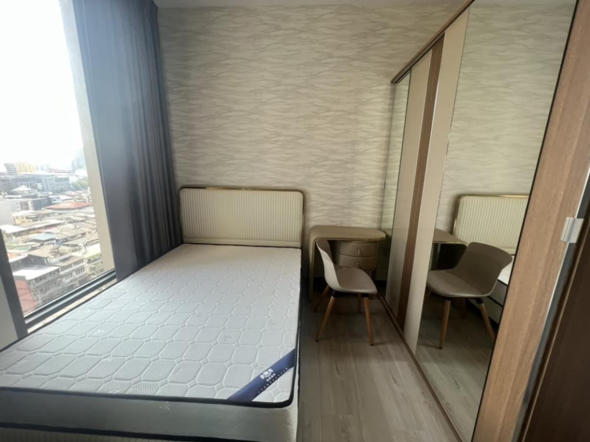 1 ห้องนอน Condo สำหรับ จำหน่าย ใน ราชเทวี - Image 6